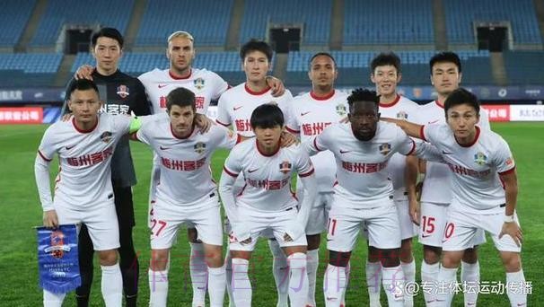 足协杯“全民足球”战况激烈 甘肃“黑马”一战成名